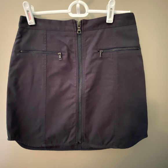 BCBG MaxAzria Navy Skirt - Picture 1 of 3